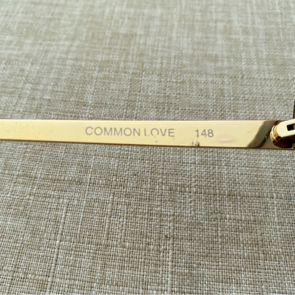 EUC Quay common love sunglasses - Picture 7 of 7